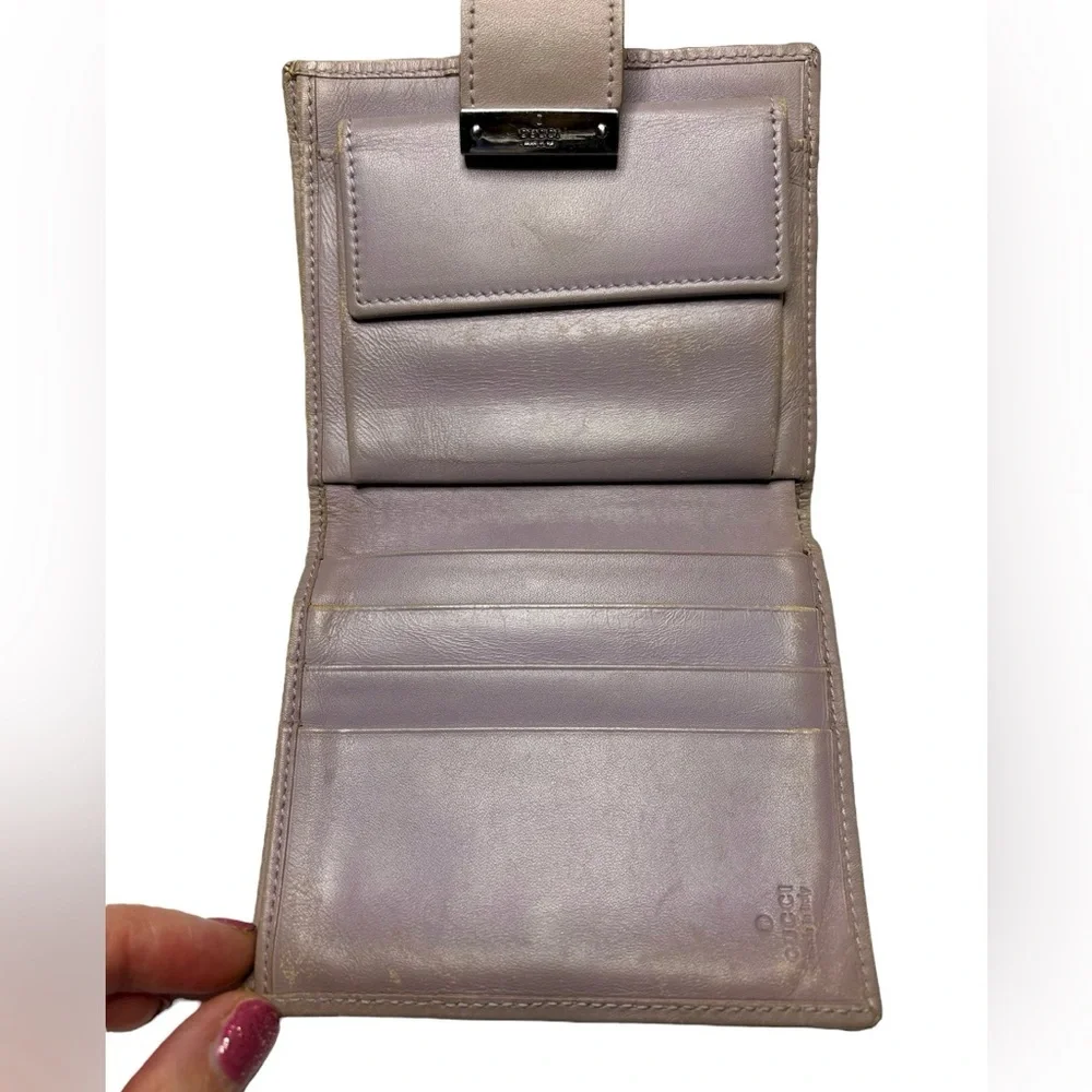 Gucci Lavender Cream GG Canvas Compact Wallet w/ Box Authentic PROJECT